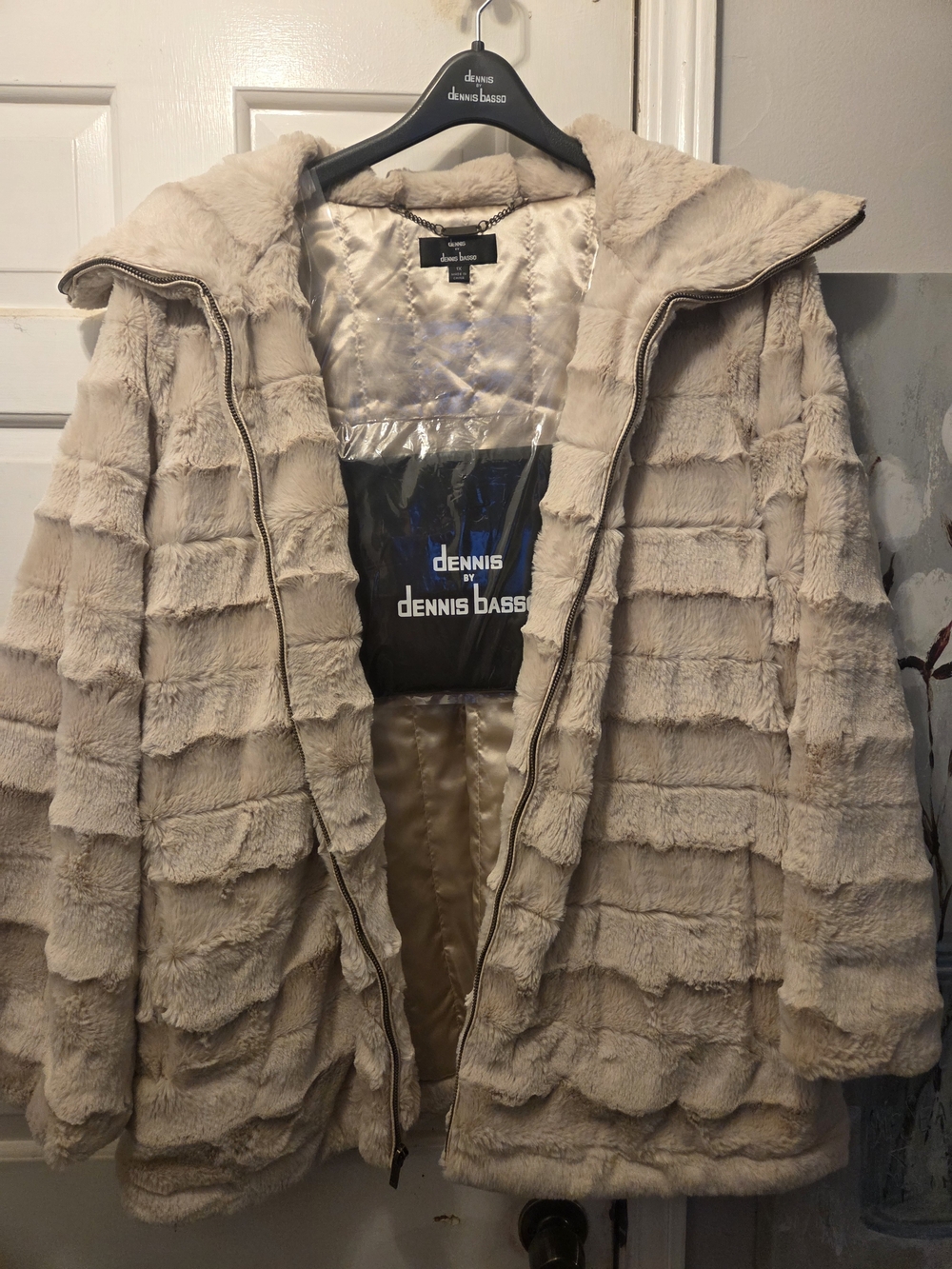dennis basso Cream Faux-Fur Hooded Jacket